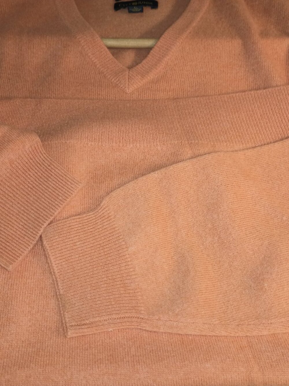 Cashmere V neck men's sweater